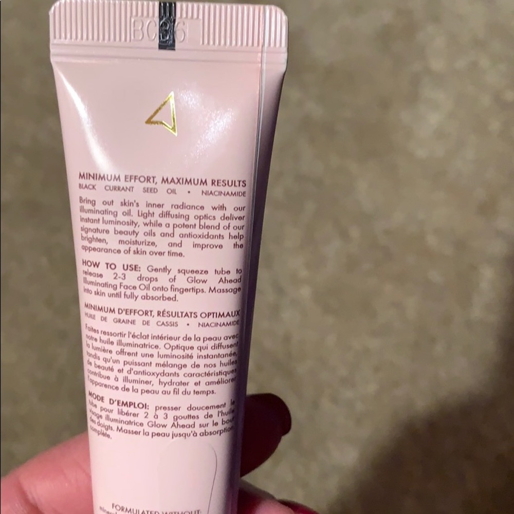 Wander glow ahead illuminating face oil - Picture 2 of 2
